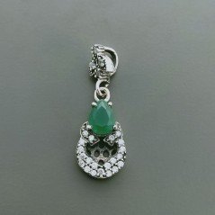 Ciondolo Di Argento 925 con Radice di Smeraldo Goccia e Zirconi Stile Etnico