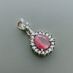 Ciondolo Di Argento 925 con Radice di Rubino Goccia e Zirconi Stile Etnico