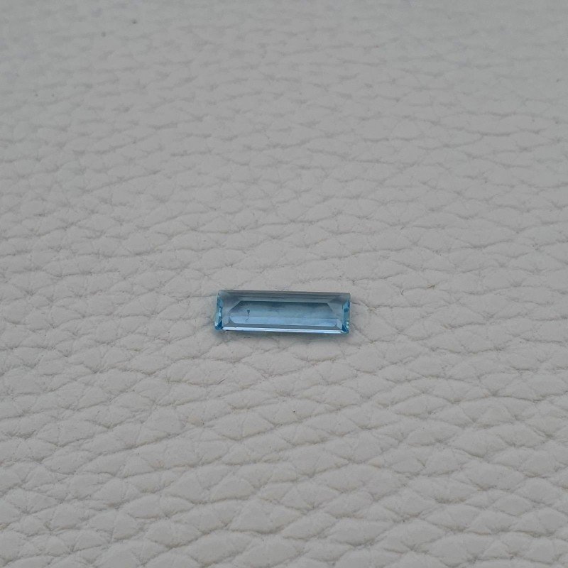 Acquamarina Naturale (AA) Taglio Baguette Sfaccettata Fatto a Mano Gemma Sciolta 14,40X5X2mm 1,75 Carati 1pz