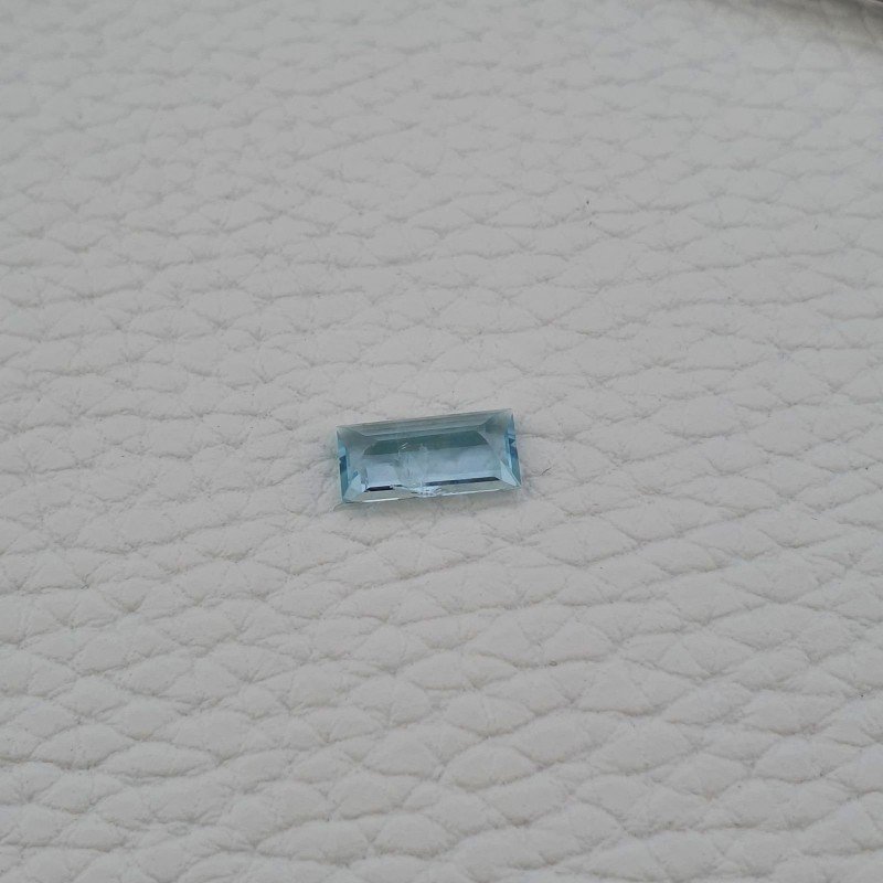 Acquamarina Naturale (AA) Taglio Smeraldo Ottagono Sfaccettata Fatto a Mano Gemma Sciolta 11,40X6X3,50mm 1,80 Carati 1pz Acquamarina Naturale (AA) Taglio Smeraldo Ottagono Sfaccettata Fatto a Mano Gemma Sciolta 11,40X6X3,50mm 1,80 Carati 1pz