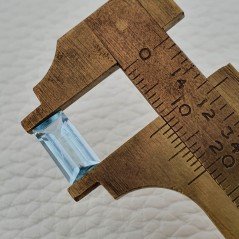 Gemma Sciolta di Acquamarina Naturale (AA), Taglio Smeraldo Ottagono Sfaccettato a Mano, 11,40x6x3,50 mm, 1,80 ct Gemma Sciolta di Acquamarina Naturale (AA), Taglio Smeraldo Ottagono Sfaccettato a Mano, 11,40x6x3,50 mm, 1,80 ct