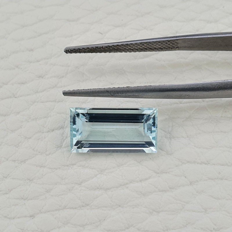 Acquamarina Naturale (AA) Taglio Baguette Sfaccettata Fatto a Mano Gemma Sciolta 14,30X7,60X5mm 4,40 Carati 1pz
