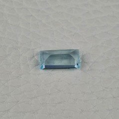 Gemma Sciolta di Acquamarina Naturale (AA), Taglio Baguette Sfaccettato a Mano, 11,50x6x04 mm, 2,45 ct