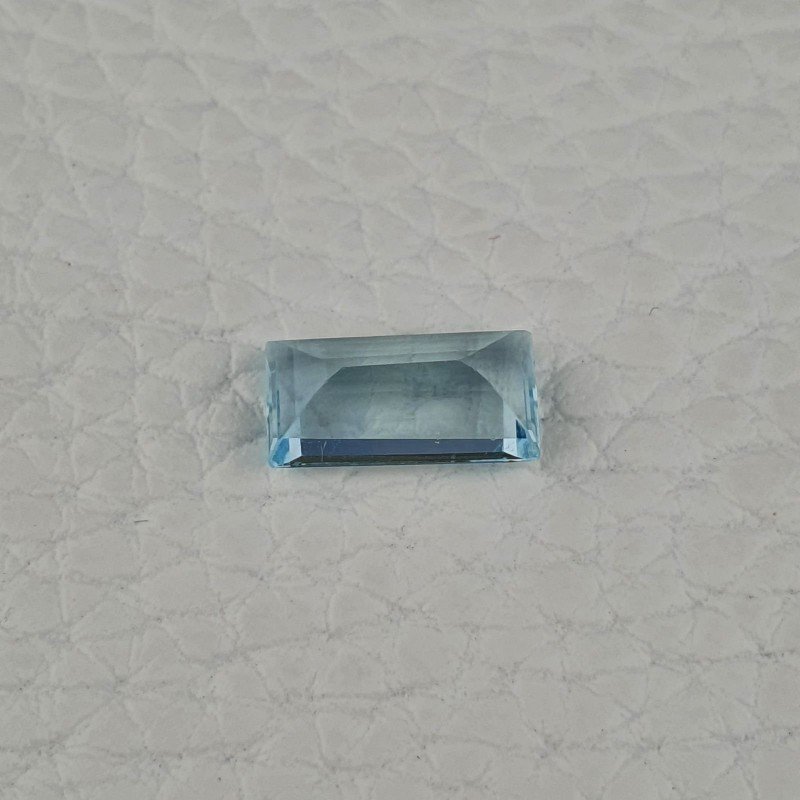 Acquamarina Naturale (AA) Taglio Baguette Sfaccettata Fatto a Mano Gemma Sciolta 11,50X6X04mm 2,45 Carati 1pz