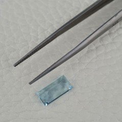 Gemma Sciolta di Acquamarina Naturale (AA), Taglio Baguette Sfaccettato a Mano, 11,50x6x04 mm, 2,45 ct