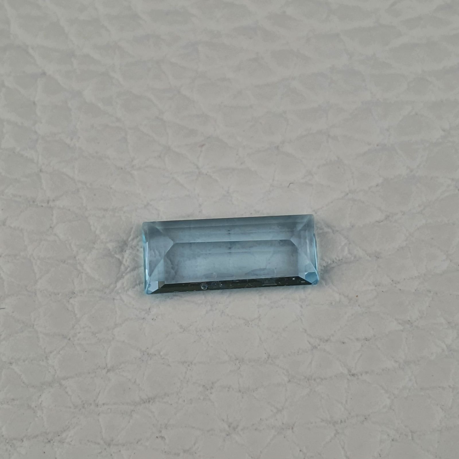 Acquamarina Naturale (AA) Taglio Baguette Sfaccettata Fatto a Mano Gemma Sciolta 13.3X6X3.35mm 2,40 Carati 1pz