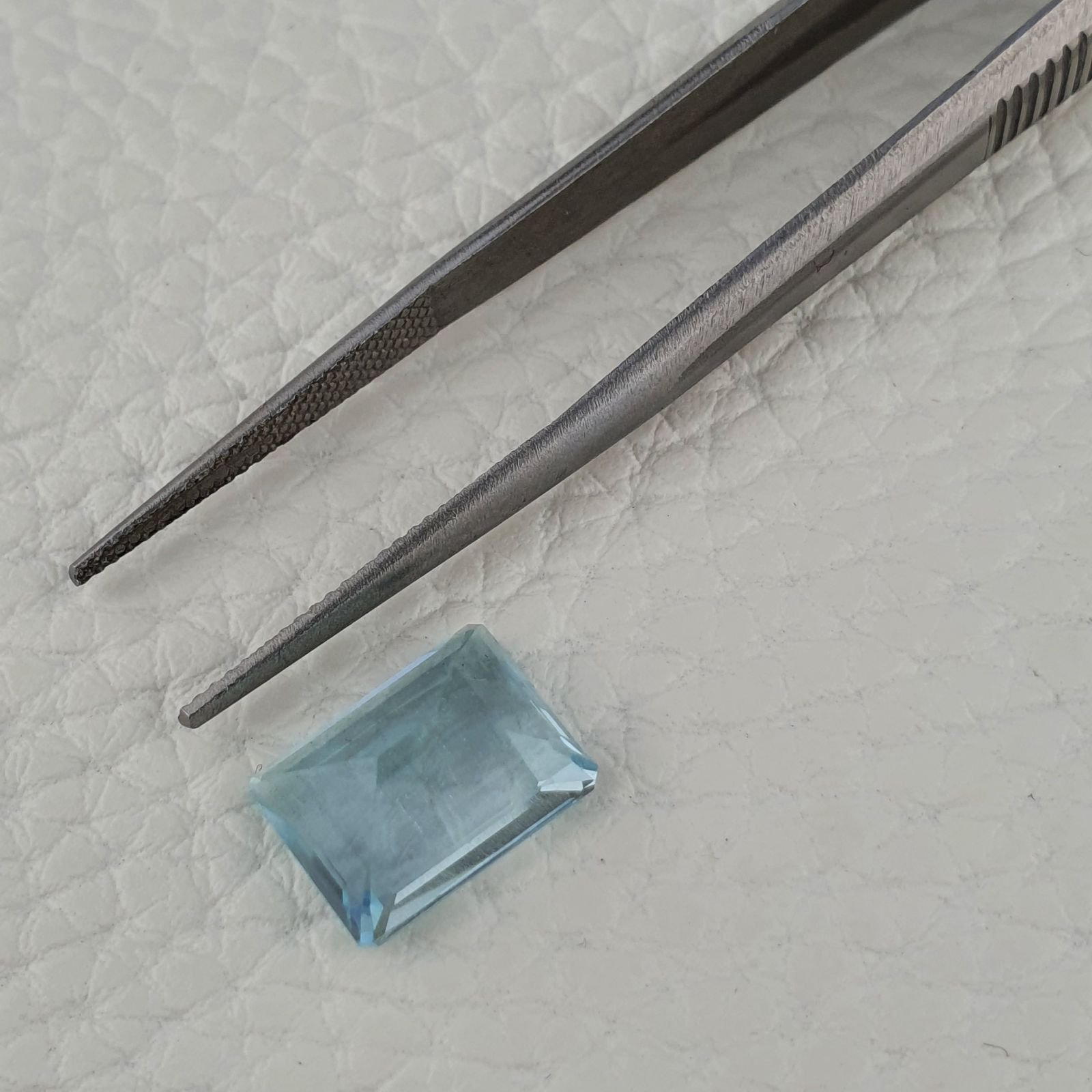 Acquamarina Naturale (AA) Taglio Smeraldo Ottagono Sfaccettata Fatto a Mano Gemma Sciolta 12X9X8mm 5,10 Carati 1pz