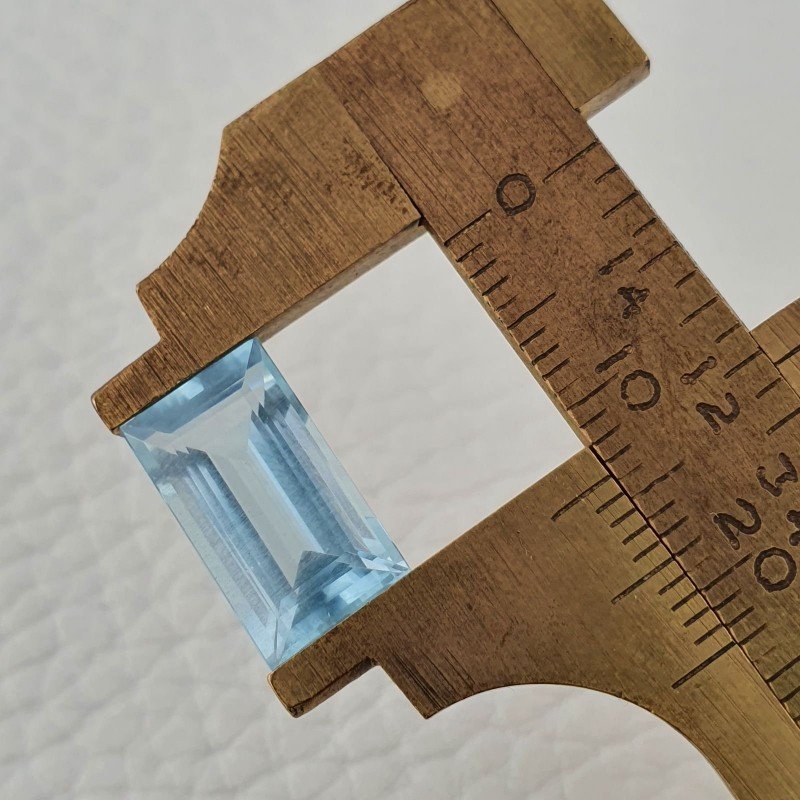 Acquamarina Naturale (AA) Taglio Baguette Sfaccettata Fatto a Mano Gemma Sciolta 14X8X6mm 5,05 Carati 1pz