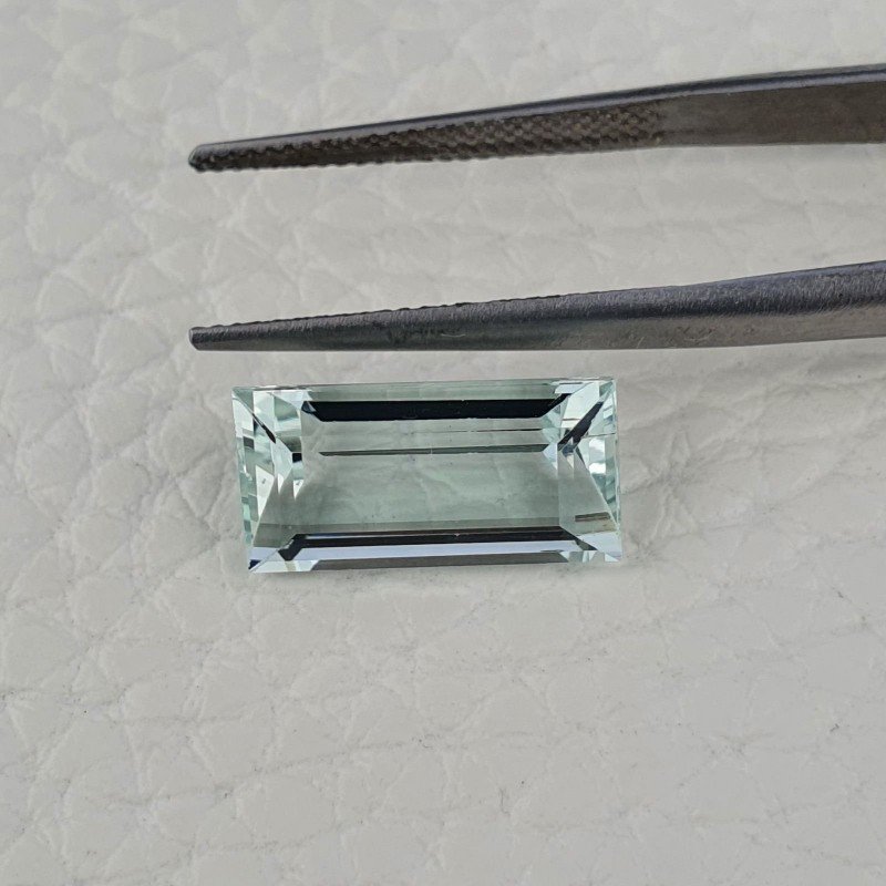 Acquamarina Naturale (AA) Taglio Baguette Sfaccettata Fatto a Mano Gemma Sciolta 15X7,70X6mm 5,55 Carati 1pz