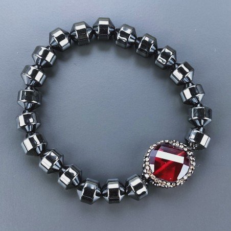 Bracciale Di Ematite 08mm con Centrale in Quarzo Rubino e Strass
