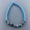 Collana girocollo di seta indiana turchese con sassi agata nera striata liscia