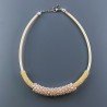 Collana girocollo cannuccia beige con cristallo dorato rondelle sfac