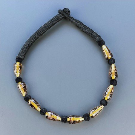 Collana girocollo di seta indiana nera con gocce ambra lavorato cuore