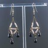 Orecchini Chandelier Con Catena Dorato,Pietra Di Sole E Spinello Nero Gocce Tondo Sfaccettate A Mano