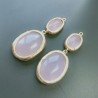 Orecchini Di Ottone dorato satinato con calcidonia rosa ovale liscia - Modello A63