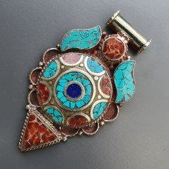Ciondolo in Ottone Argentato Stile Etnico Simbolico Tibetano con Colori Tradizionali 1pz