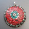 Ciondolo in Ottone Argentato Stile Etnico Simbolico Tibetano con Colori Tradizionali 1pz
