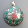 Ciondolo in Ottone Argentato Stile Etnico Simbolico Tibetano con Colori Tradizionali 1pz