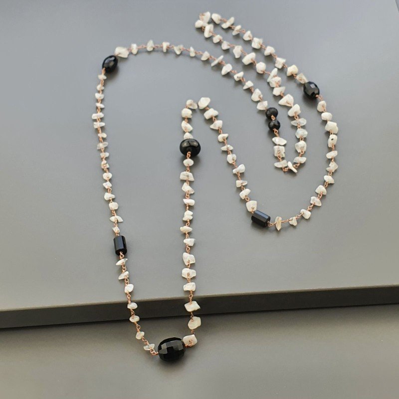 Collana A Nodo Orafo Rosato Con Labradorite Bianca,Spinello E Onice Nero