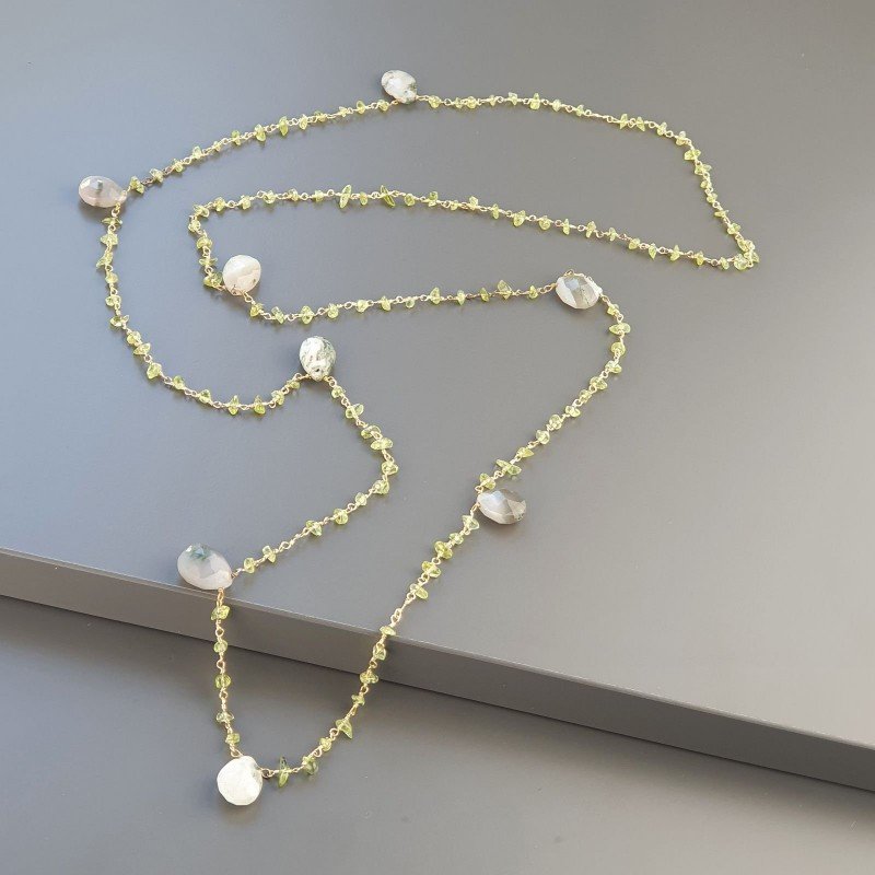 Collana A Nodo Orafo Dorato Con Peridoto E Agata Mushciata