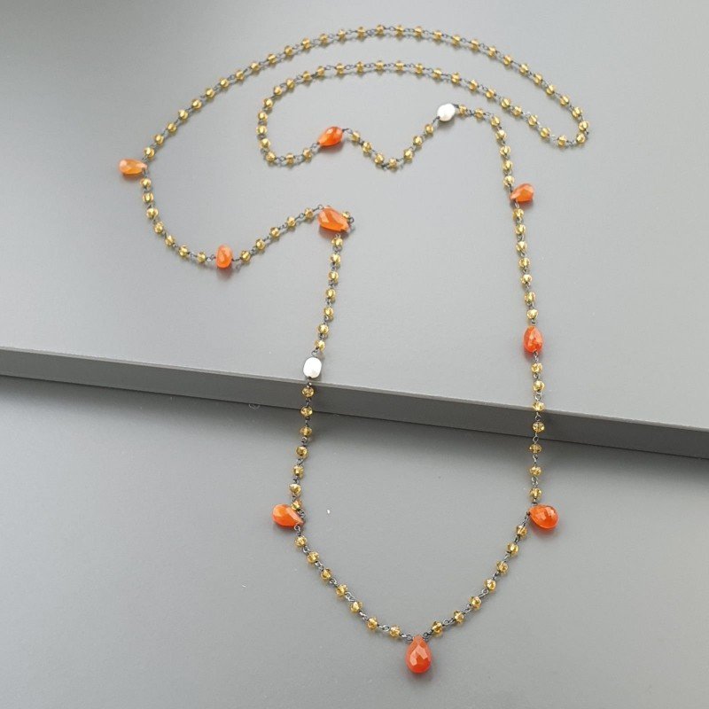 Collana A Nodo Orafo Brunito Con Cristallo Giallo Corniola E Perle Di Fiume
