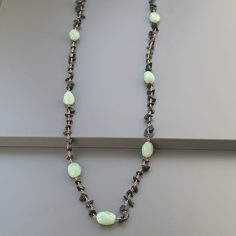 Collana A Nodo Orafo Rosato Con Onice Nera E Avventurina Verde Collana A Nodo Orafo Rosato Con Onice Nera E Avventurina Verde