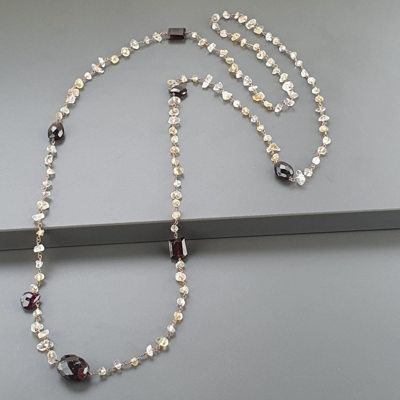 Collana A Nodo Orafo Rosato Con Quarzo Citrino E Granato Collana A Nodo Orafo Rosato Con Quarzo Citrino E Granato