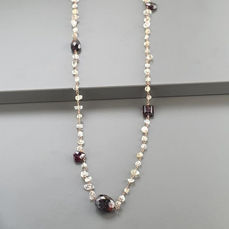 Collana A Nodo Orafo Rosato Con Quarzo Citrino E Granato Collana A Nodo Orafo Rosato Con Quarzo Citrino E Granato