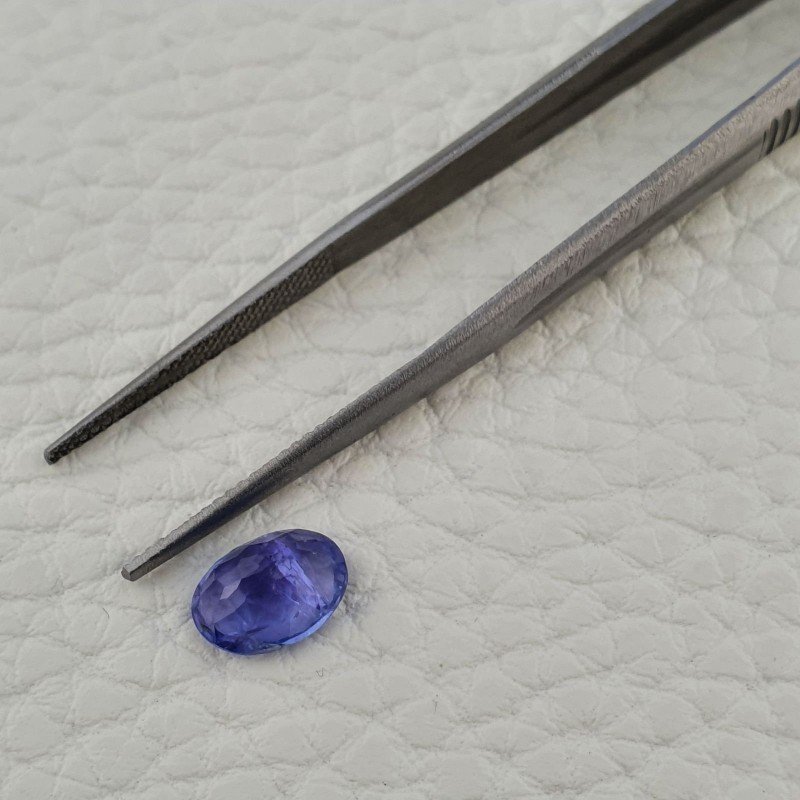 Tanzanite Naturale Taglio Ovale Sfaccettata Fatto a Mano Gemma Sciolta 6x9mm 1,70 Carati 1pz