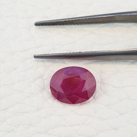 Rubino Naturale Trattato Taglio Ovale Sfaccettata Fatto a Mano 11x9x4mm 3,15 Carati 1pz