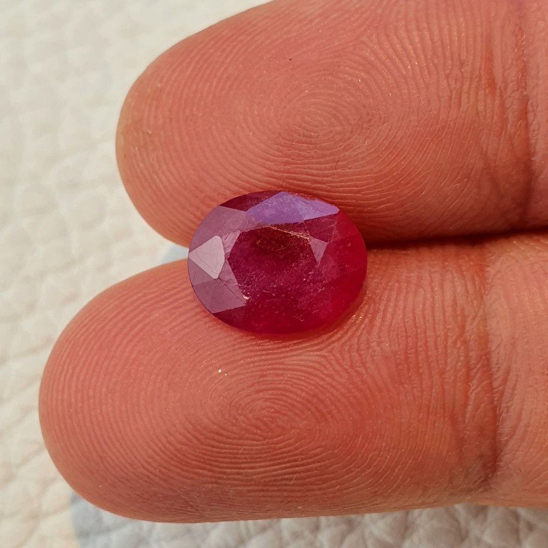 Rubino Naturale Trattato Taglio Ovale Sfaccettata Fatto a Mano 11x9x4mm 3,15 Carati 1pz