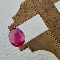 Rubino Naturale Trattato Taglio Ovale Sfaccettata Fatto a Mano 11x9x4mm 3,15 Carati 1pz