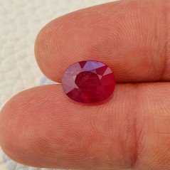 Rubino Naturale Trattato Taglio Ovale Sfaccettata Fatto a Mano 08x10mm 3,80 Carati 1pz