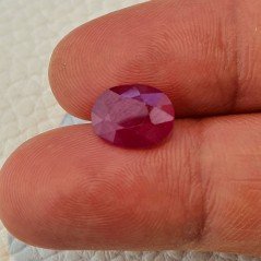Rubino Naturale Trattato Taglio Ovale Sfaccettata Fatto a Mano 08x11mm 3,70 Carati 1pz