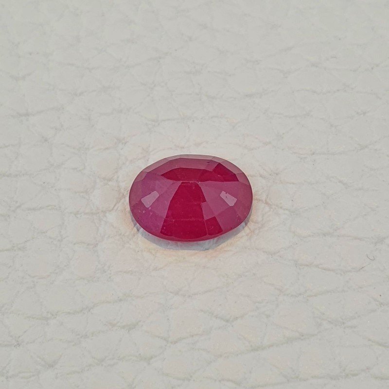 Rubino Naturale Trattato Taglio Ovale Sfaccettata Taglio a Mano 08x11mm 4,05 Carati 1pz