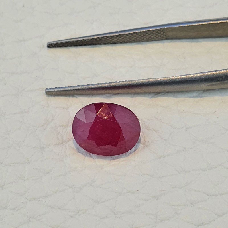 Rubino Naturale Trattato Taglio Ovale Sfaccettata Fatto a Mano 08x10mm 4,00 Carati 1pz