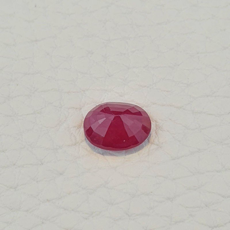 Rubino Naturale Trattato Taglio Ovale Sfaccettata Fatto a Mano 08x10mm 4,00 Carati 1pz