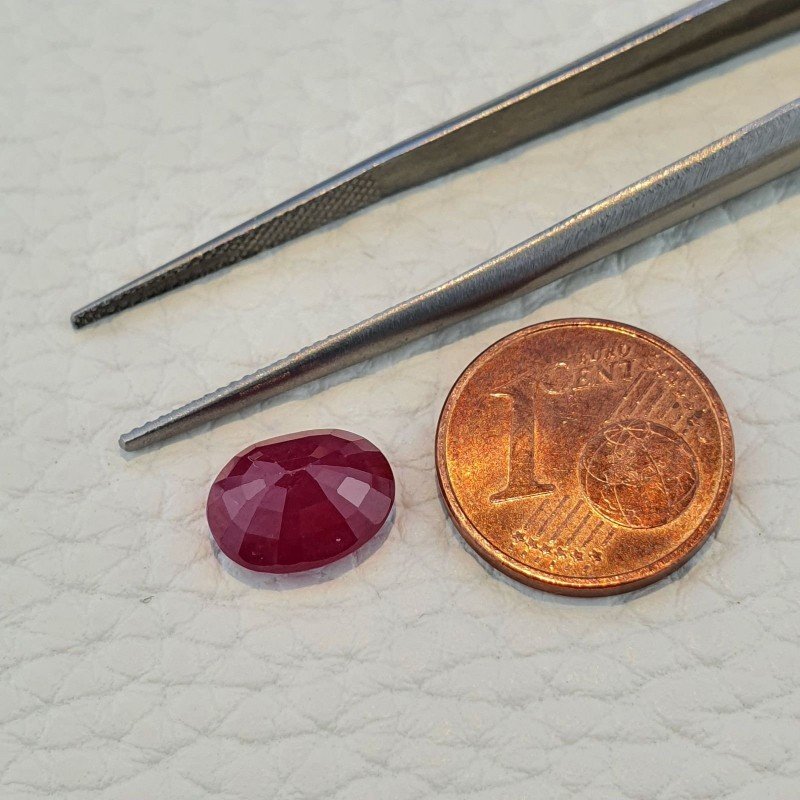 Rubino Naturale Trattato Taglio Ovale Sfaccettata Fatto a Mano 08x10mm 4,00 Carati 1pz