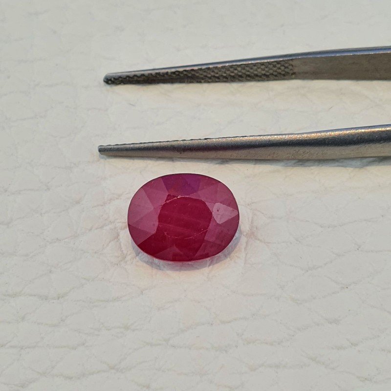 Rubino Naturale Trattato Taglio Ovale Sfaccettata Fatto a Mano 08x10mm 4,25 Carati 1pz