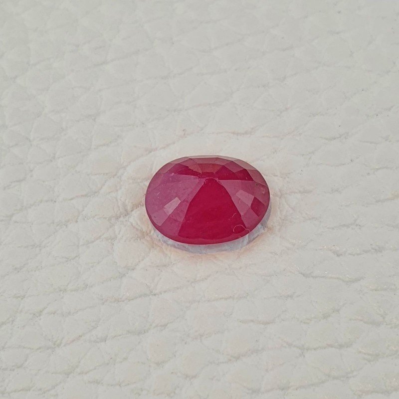 Rubino Naturale Trattato Taglio Ovale Sfaccettata Fatto a Mano 10x12mm 5,35 Carati 1pz