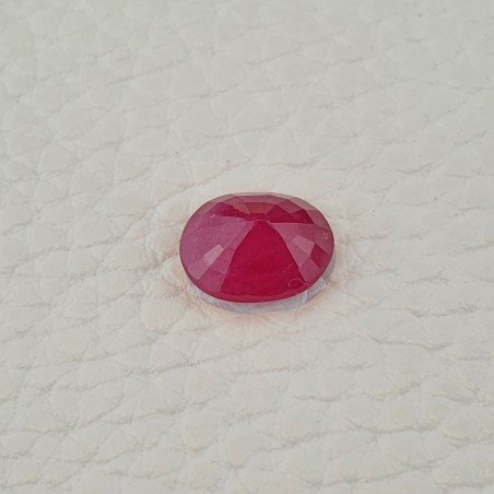 Rubino Naturale Trattato Taglio Ovale Sfaccettata Fatto a Mano 10x12mm 5,35 Carati 1pz