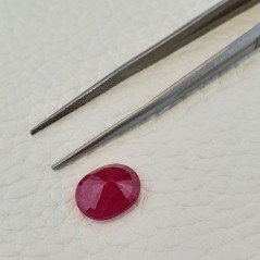 Rubino Naturale Trattato Taglio Ovale Sfaccettata Fatto a Mano 10x12mm 5,35 Carati 1pz
