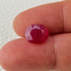 Rubino Naturale Trattato Taglio Ovale Sfaccettata Fatto a Mano 10x12mm 5,35 Carati 1pz