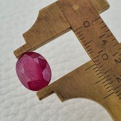 Rubino Naturale Trattato Taglio Ovale Sfaccettata Fatto a Mano 09x12mm 5,45 Carati 1pz