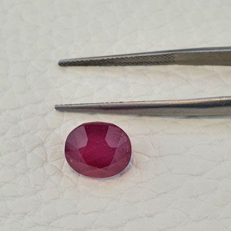 Rubino Naturale Trattato Taglio Ovale Sfaccettata Fatto a Mano 10x9x7mm 6,15 Carati 1pz