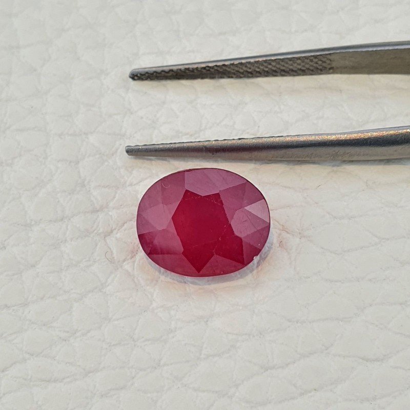 Rubino Naturale Trattato Taglio Ovale Sfaccettata Fatto a Mano 10x12mm 6,40 Carati 1pz