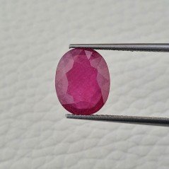 Rubino Naturale Trattato Taglio Ovale Sfaccettata Fatto a Mano 10x12mm 4,75 Carati 1pz