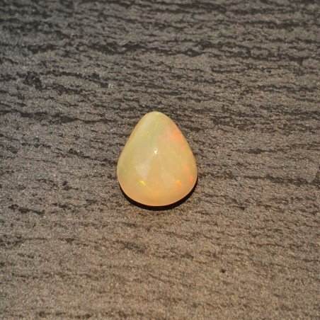 Opale Etiope 'Welo' Naturale Forma Goccia Piatto Cabochon Liscio Fatto a Mano 10x8x6mm 1,95 Carati 1pz