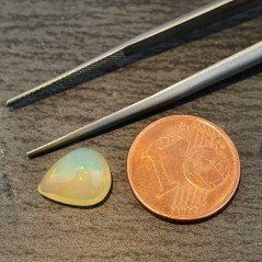 Opale Etiope 'Welo' Naturale Forma Goccia Piatto Cabochon Liscio Fatto a Mano 10x8x6mm 2,10 Carati 1pz