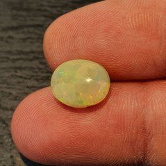 Opale Etiope 'Welo' Naturale Forma Ovale Piatto Cabochon Liscio Fatto a Mano 11,4X9X5mm 2,45 Carati 1pz